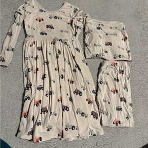 Kyte BABY matching set flowers & tractors - set of 2